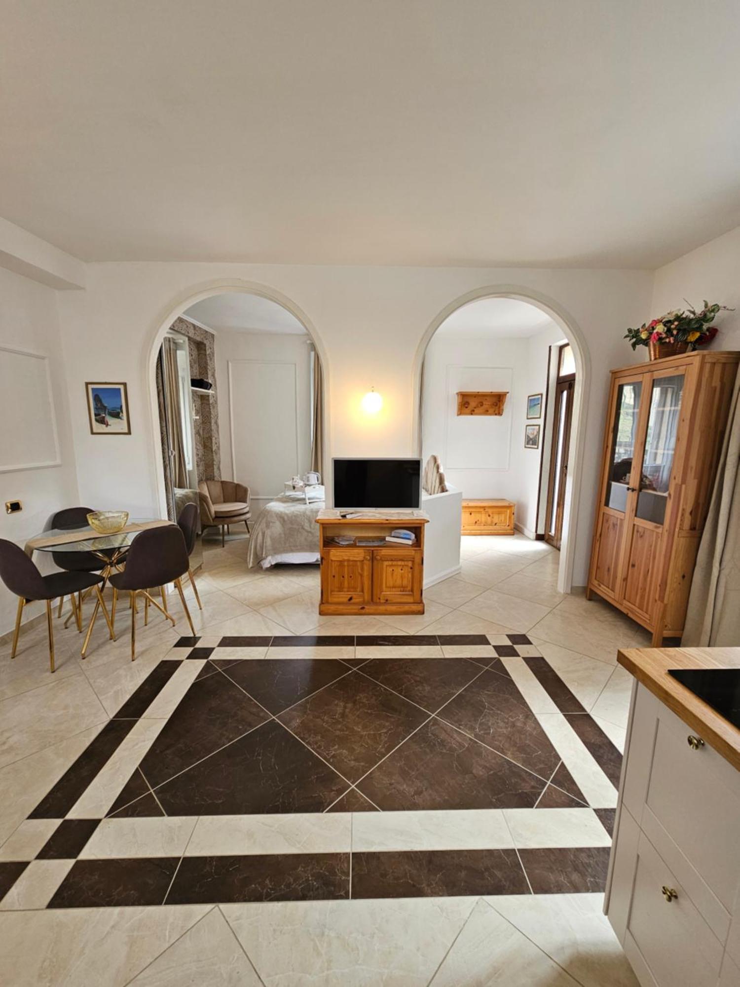 Bellagio Rotonda Apartment Phòng bức ảnh